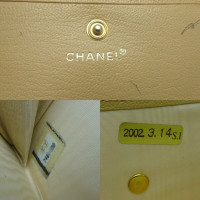 Chanel Tasje/Portemonnee Leer in Beige