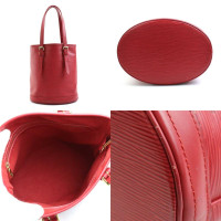 Louis Vuitton Bucket Bag en Cuir en Rouge