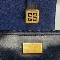 Givenchy Handtasche aus Leder in Blau
