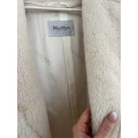 Max Mara Veste/Manteau en Soie en Blanc