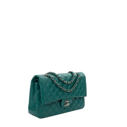 Chanel Flap Bag in Pelle in Verde