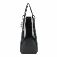 Dior Handtasche aus Lackleder in Schwarz