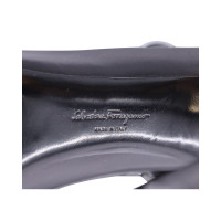 Salvatore Ferragamo Pumps/Peeptoes Leather in Black