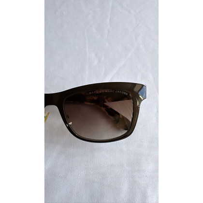 Marc Jacobs Sunglasses in Brown
