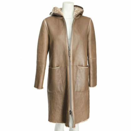 Brunello Cucinelli Jacket/Coat Fur in Taupe