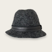 Giorgio Armani Hat/Cap Wool in Grey
