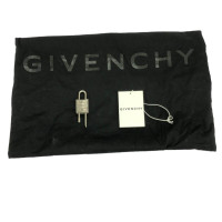 Givenchy Antigona Leather in Beige