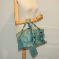 Balenciaga Reisetasche aus Leder in Türkis