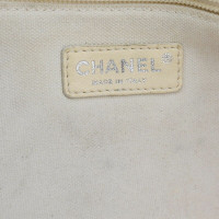 Chanel Handtas Canvas in Goud