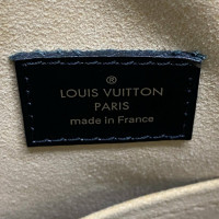 Louis Vuitton Dora Leer in Bruin
