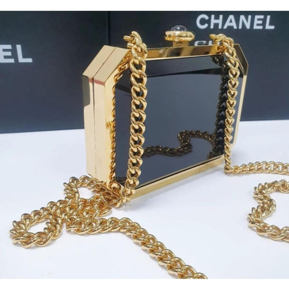 Chanel Clutch Bag in Gold