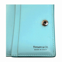 Tiffany & Co. Täschchen/Portemonnaie aus Leder in Blau