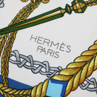 Hermès Carré 90x90 Silk in Gold