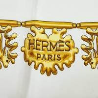 Hermès Carré 90x90 Silk in Gold