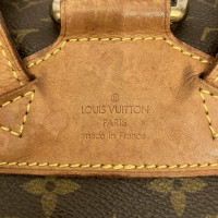 Louis Vuitton Montsouris Canvas in Brown