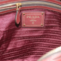 Prada Reisetasche aus Leder in Rot