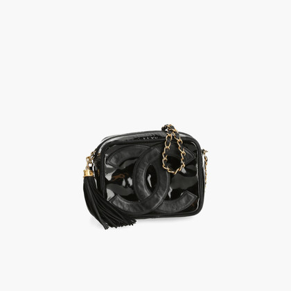 Chanel Handtasche aus Lackleder in Schwarz