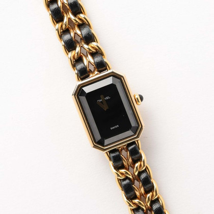 Chanel Armbanduhr aus Stahl in Gold