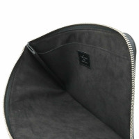 Louis Vuitton Pochette Jour Leather in Black