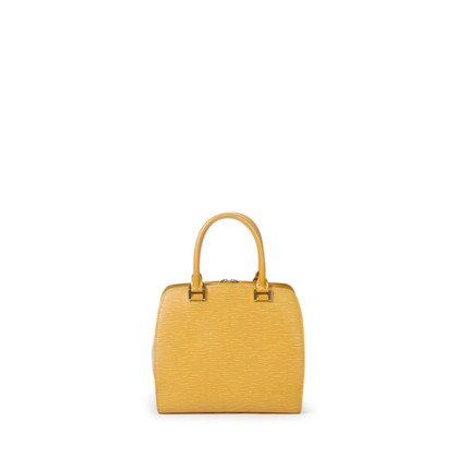Louis Vuitton Handbag in Yellow