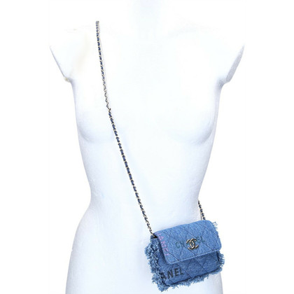 Chanel Shoulder bag in Blue