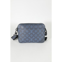 Louis Vuitton Clutch Bag Leather in Blue