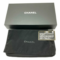 Chanel Matelassée aus Leder in Silbern