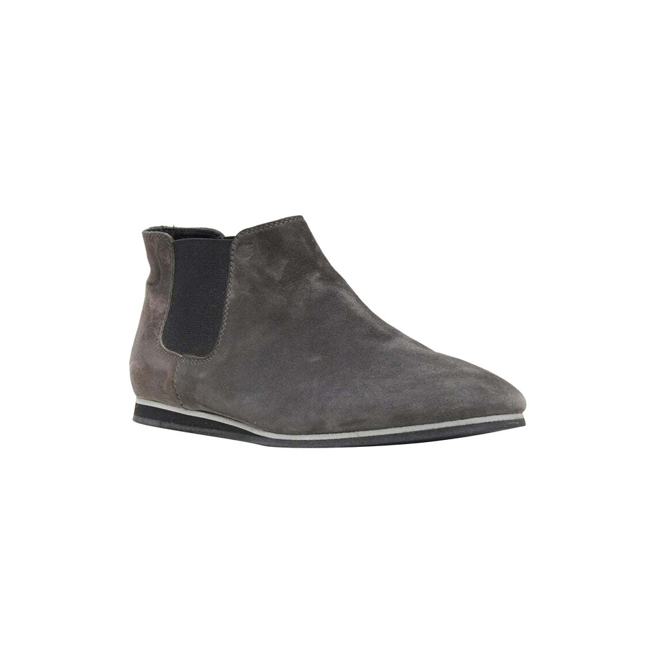 Tod's Boots Suede in Grey