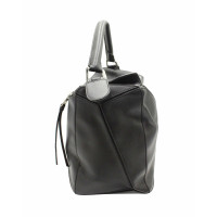 Loewe Shoulder bag Leather in Black