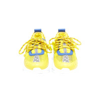 Versace Sneakers in Gelb