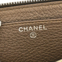 Chanel Täschchen/Portemonnaie aus Leder in Braun