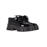 Prada Lace-up shoes Patent leather in Black