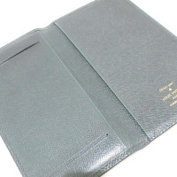 Louis Vuitton Agenda Leather in Green