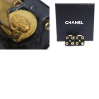 Chanel Boucle d'oreille en Céramique en Noir