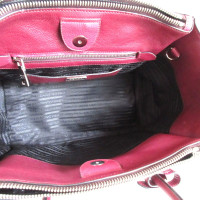 Prada Tote bag Leather in Bordeaux