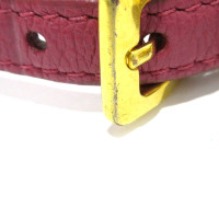 Miu Miu Armreif/Armband aus Leder in Violett