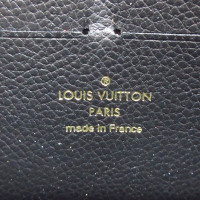 Louis Vuitton Clemence Wallet aus Canvas in Braun