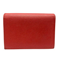 Prada Täschchen/Portemonnaie aus Leder in Rot