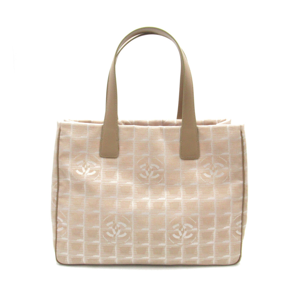 Chanel Tote bag in Beige