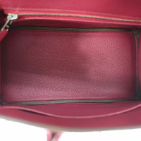Hermès Handtasche aus Leder in Bordeaux