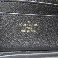 Louis Vuitton Vivienne Epi aus Leder in Schwarz