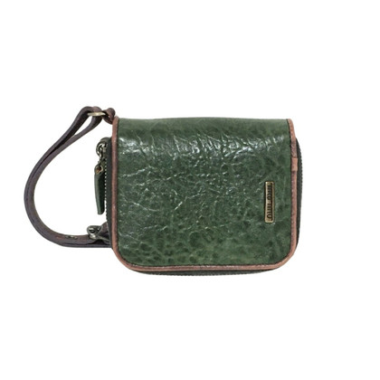Miu Miu Täschchen/Portemonnaie aus Leder in Grün