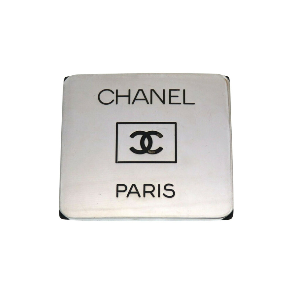 Chanel Broche in Zilverachtig