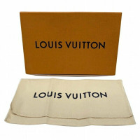 Louis Vuitton Brazza Leer in Zwart