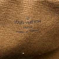 Louis Vuitton Amazone aus Canvas in Braun