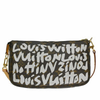Louis Vuitton Pochette Accessoires Leather in Brown