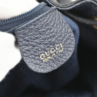 Gucci Bamboo Bag aus Wildleder in Schwarz