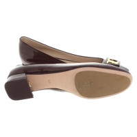 Tory Burch Slippers/Ballerinas Patent leather in Bordeaux