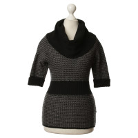 Karen Millen Wool Sweater in black/white