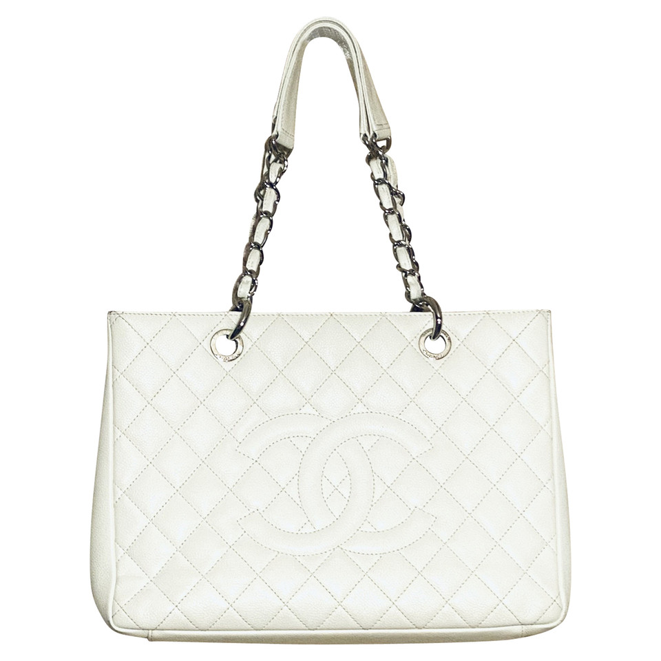 Chanel Grand  Shopping Tote en Cuir en Blanc